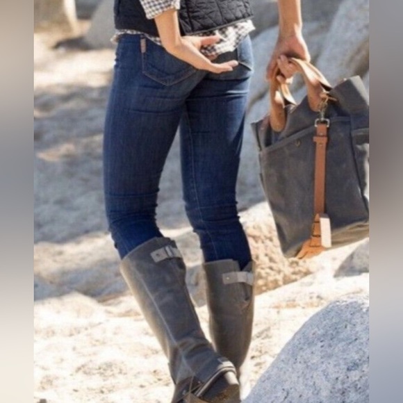 Sorel Riding Boot | Size 9 | RARE & Highly Sought After - Picture 2 of 6